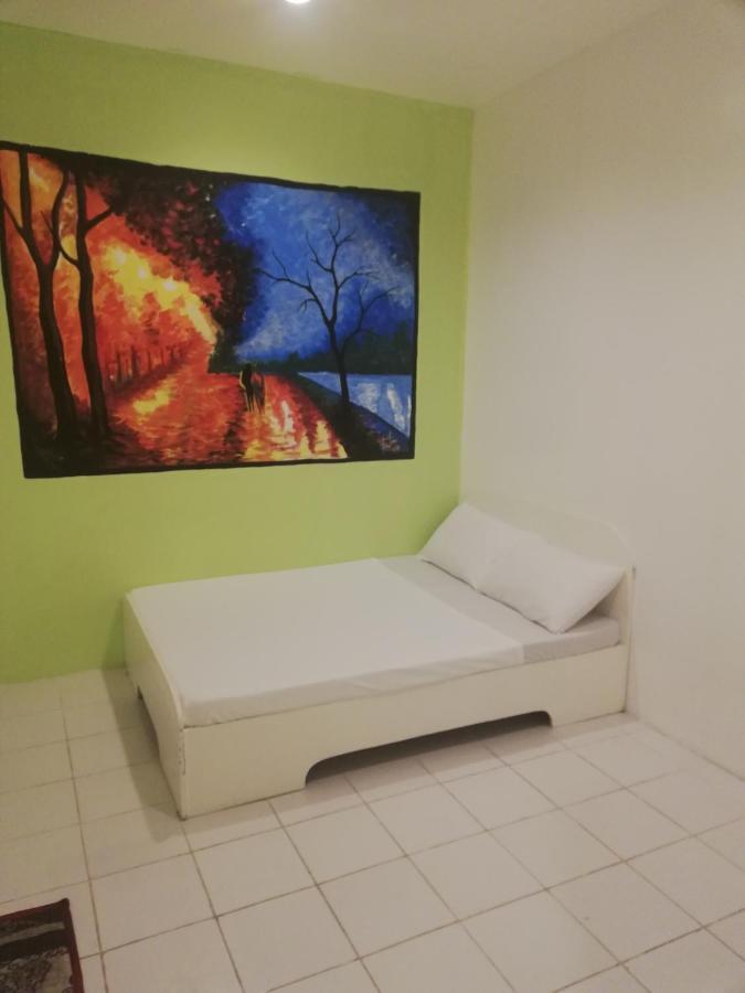Dormitels.Ph Ermita Vandrerhjem Manila Eksteriør bilde
